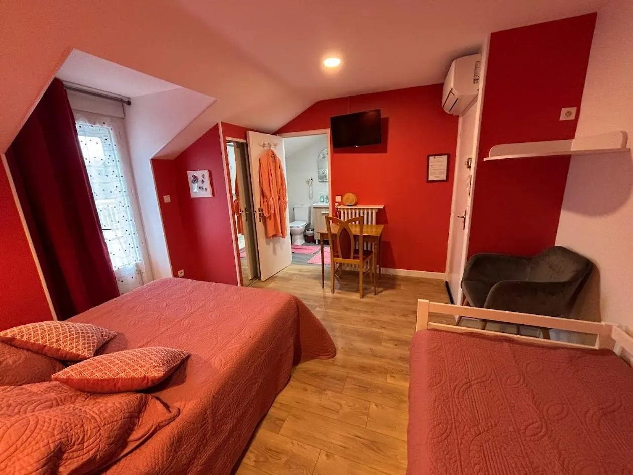 *** Bed & Breakfast Auberge De La Normandie Junhac Frankrijk